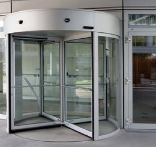 Otomatik Döner Kapı